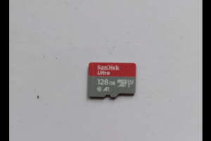 SanDisk Ultra microSD UHS-I Card 128GB, 120MB R logo